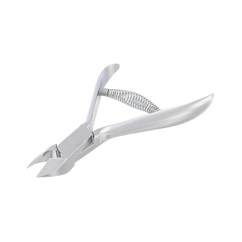 Профессиональные щипцы для кутикулы, лезвие 7 мм - DSI