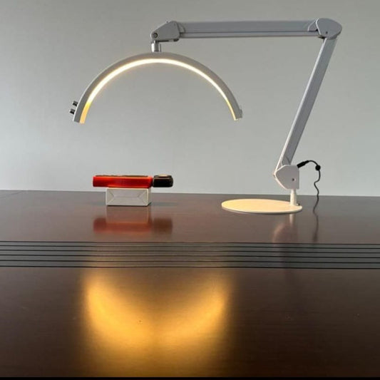 קורטקס מנורה מקצועית בצבע לבן - Pro LED Light